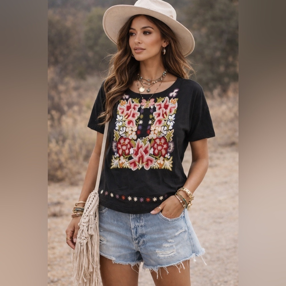 Anthropologie x Tiny NWT Embroidered Short Sleeve Top S ($120)